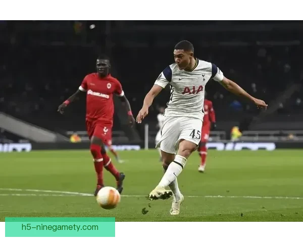 场外更争议本菲卡猴辱维尼修斯