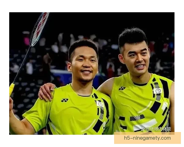 羽毛球男双金牌战 麟洋力挫梁王成功卫冕